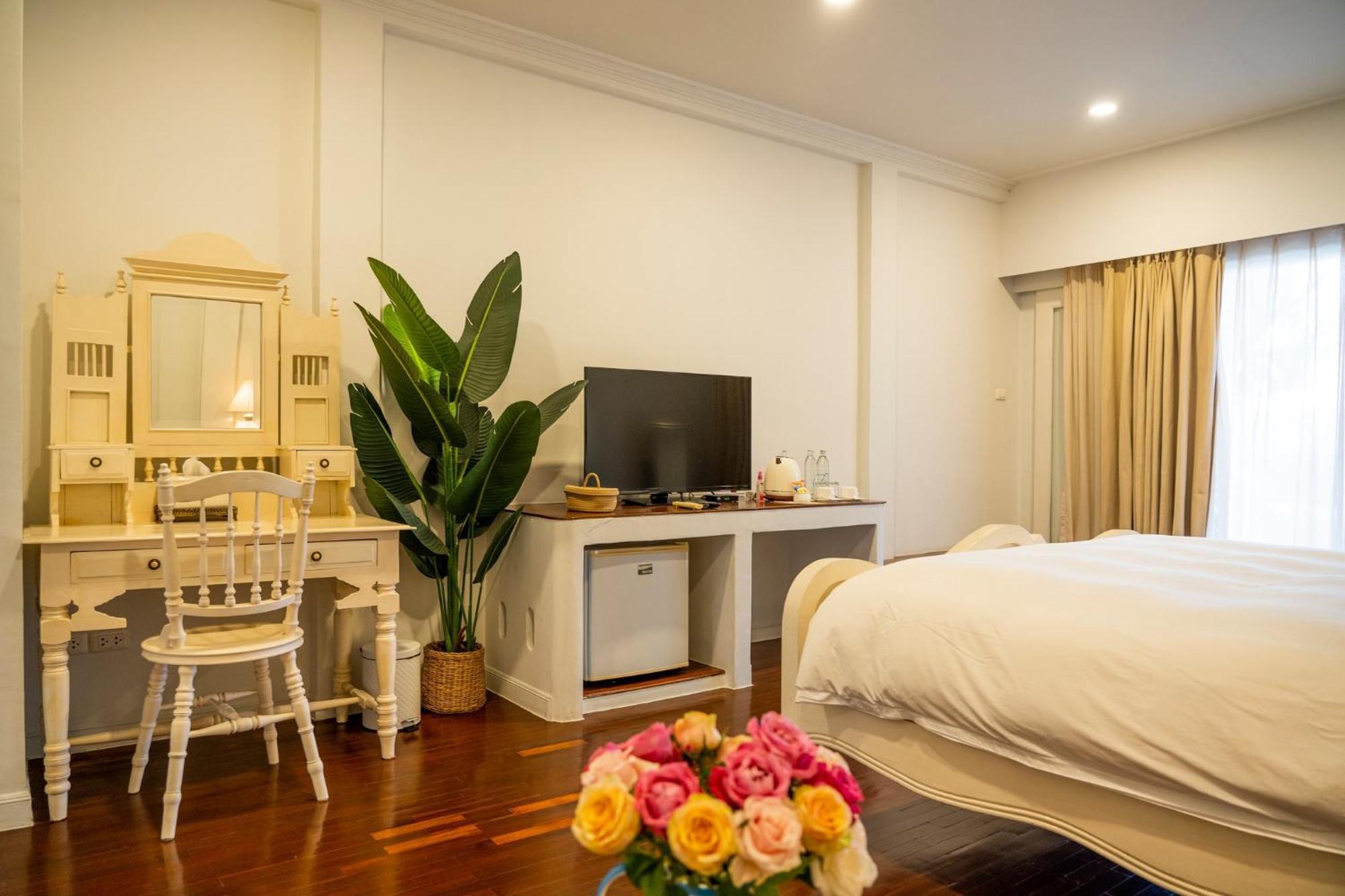 The Cathay Resort & Spa — Photos 1